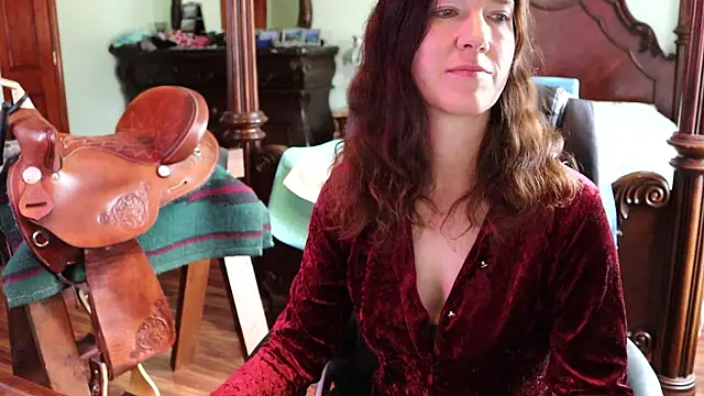 Snapshot of thornburyrose chatting on February 2026 07:11:01 PM thornburyrose online show from February 2026 07:11:01 PM