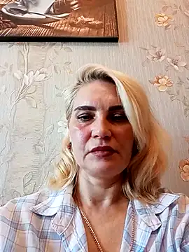 Snapshot of JennyOMay chatting on April 2026 03:59:01 AM JennyOMay online show from April 2026 03:59:01 AM