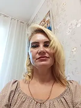 Snapshot of JennyOMay chatting on July 2026 04:45:01 AM JennyOMay online show from July 2026 04:45:01 AM