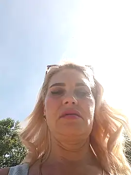 Snapshot of JennyOMay chatting on July 2026 04:30:01 AM JennyOMay online show from July 2026 04:30:01 AM