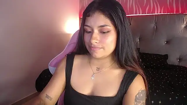 ChantalPetit online show from March 2026 06:15:02 PM