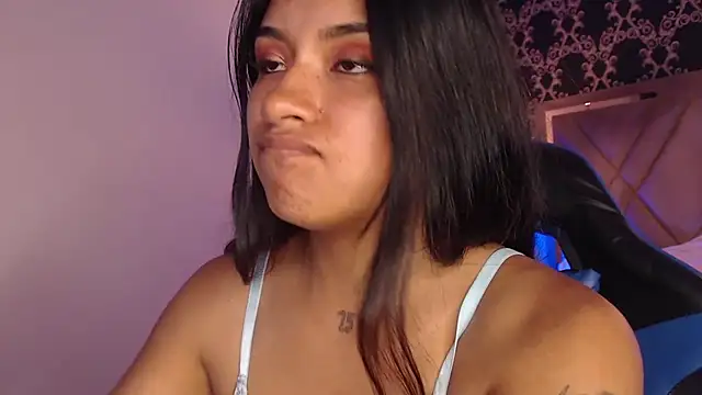 ChantalPetit online show from March 2026 05:25:01 PM