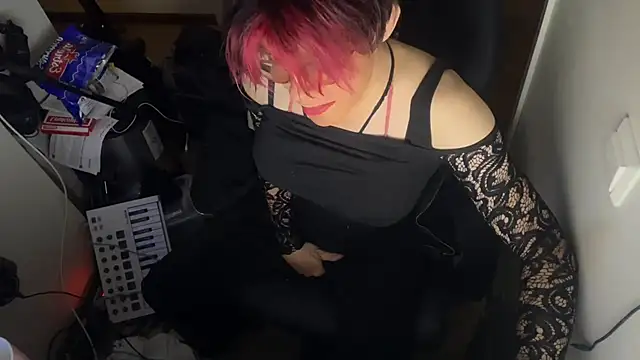 ecd011 online show from September 2025 01:01:02 AM