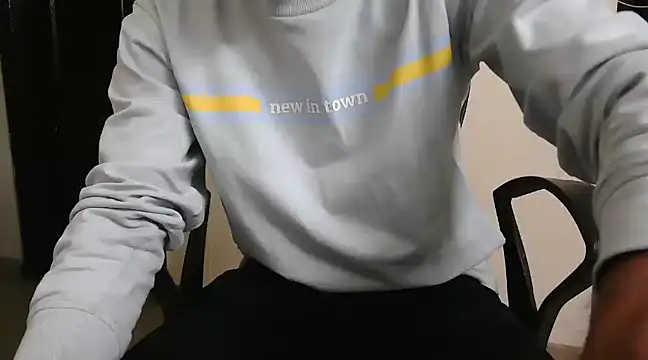 hotkunal online show from February 2025 10:47:02 PM