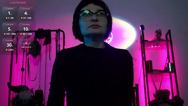 CyberXGoddess online show from December 2025 01:33:01 AM