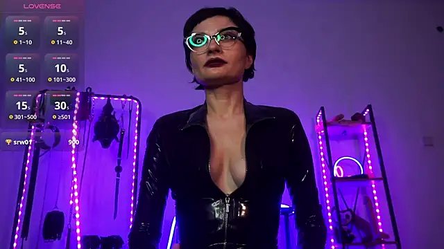 CyberXGoddess online show from September 2025 12:11:01 AM