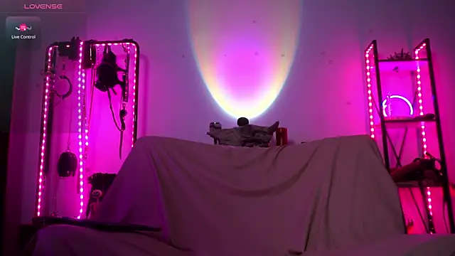 CyberXGoddess online show from November 2025 02:22:02 AM