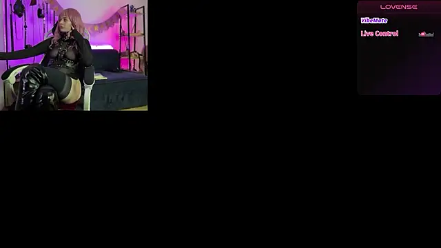 CyberXGoddess online show from April 2026 10:16:02 PM