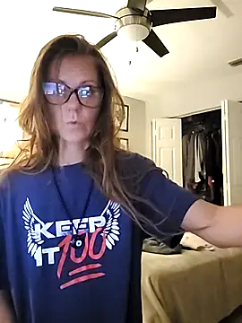 Scarlettishere online show from December 2025 04:01:01 AM