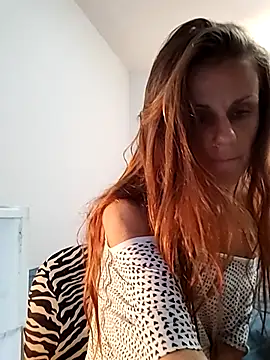 Snapshot of Scarlettishere chatting on September 2025 11:49:02 PM Scarlettishere online show from September 2025 11:49:02 PM
