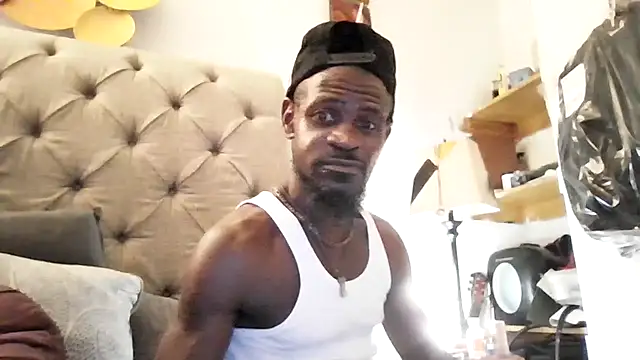 Maculine Stayr online show from October 2025 06:04:01 AM