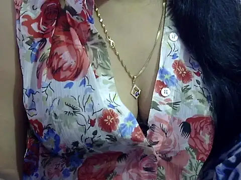 Your wild Dia online show from October 2025 06:52:02 PM