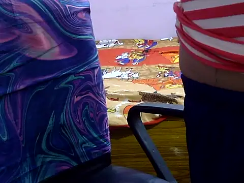 Your wild Dia online show from November 2025 06:23:02 PM