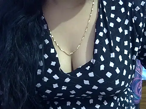 Your wild Dia online show from December 2025 07:09:02 PM