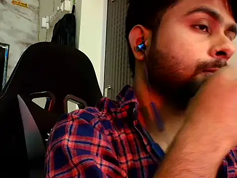 Snapshot of SHENOY3 chatting on June 2026 01:23:02 PM SHENOY3 online show from June 2026 01:23:02 PM