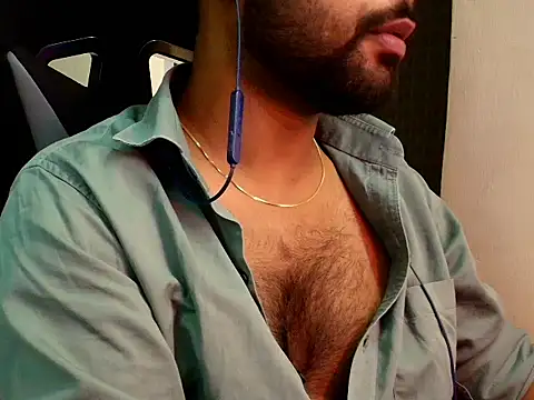 SHENOY3 online show from May 2026 07:09:02 PM