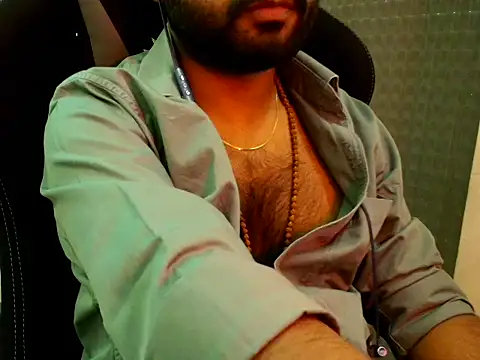 SHENOY3 online show from April 2026 04:57:02 PM