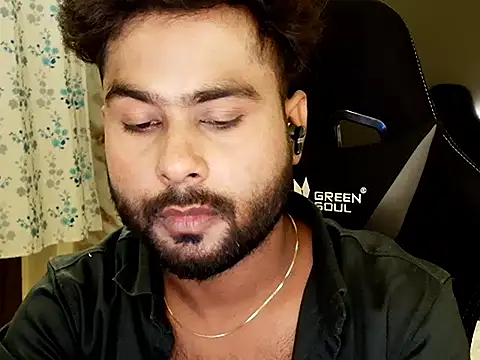 SHENOY3 online show from September 2025 08:00:01 PM