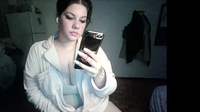 Janefruti online show from June 2026 12:18:01 AM