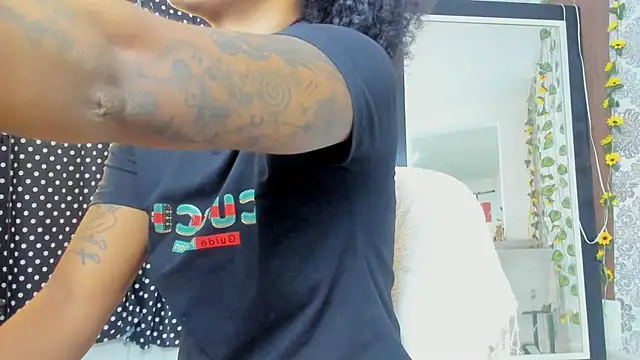 kelly thomson online show from February 2026 11:23:02 PM