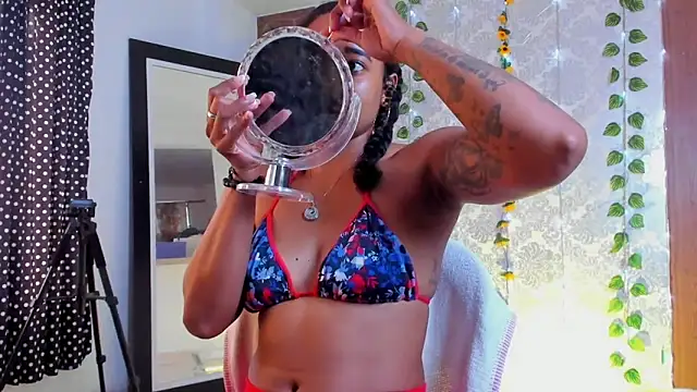 kelly thomson online show from March 2026 09:38:02 PM