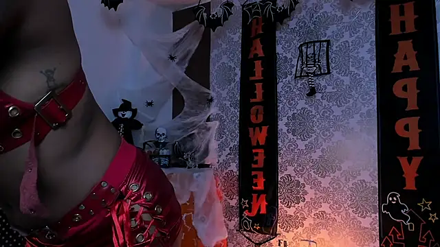 kelly thomson online show from October 2025 11:05:01 PM