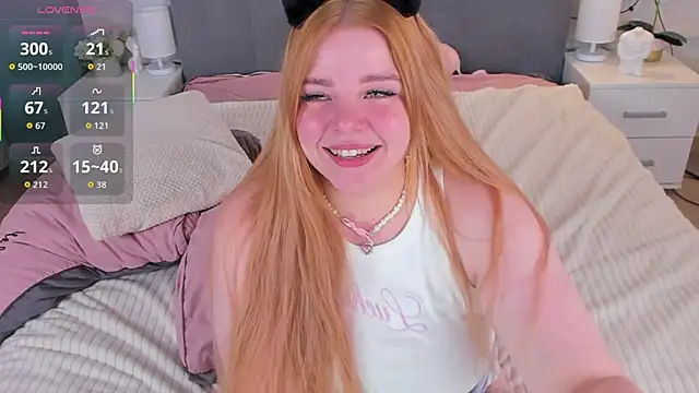 Snapshot of Tori_cat chatting on October 2025 10:13:02 PM Tori cat online show from October 2025 10:13:02 PM