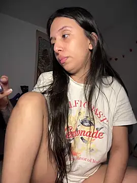 kiaraglam2 online show from November 2025 01:32:02 PM