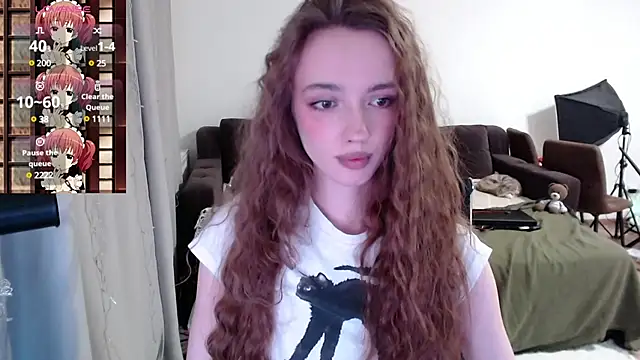 Snapshot of Weeissy chatting on March 2025 10:53:01 PM Weeissy online show from March 2025 10:53:01 PM