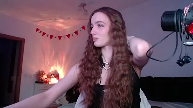 Snapshot of Weeissy chatting on January 2025 07:53:02 PM Weeissy online show from January 2025 07:53:02 PM