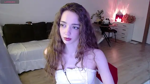 Snapshot of Weeissy chatting on December 2024 05:07:02 PM Weeissy online show from December 2024 05:07:02 PM