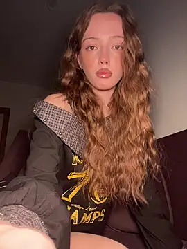 Snapshot of Weeissy chatting on January 2026 08:45:01 PM Weeissy online show from January 2026 08:45:01 PM