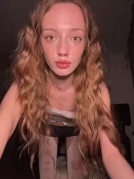 Snapshot of Weeissy chatting on December 2025 09:34:01 PM Weeissy online show from December 2025 09:34:01 PM