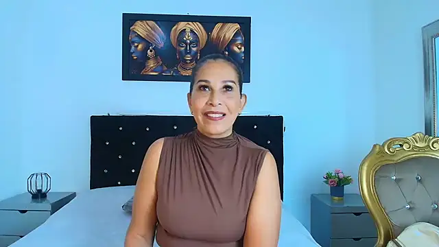 Shanon mature online show from May 2026 07:39:02 PM