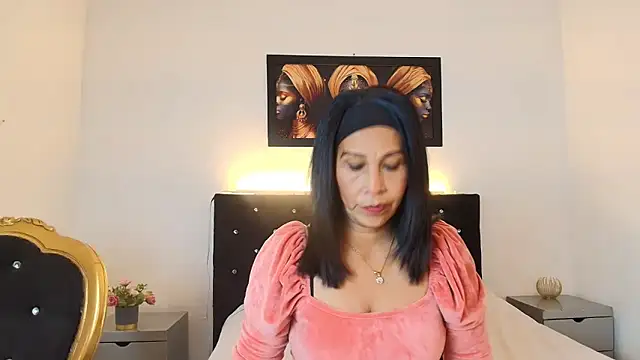 Shanon mature online show from June 2026 07:33:01 PM