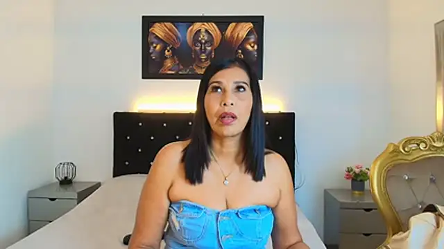 Shanon mature online show from May 2026 07:20:02 PM