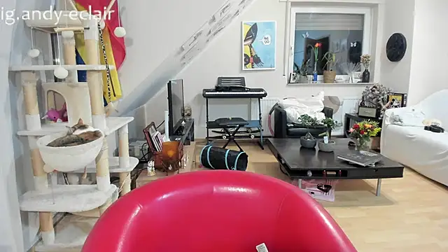 Snapshot of tinny_williams chatting on September 2025 04:13:01 AM tinny williams online show from September 2025 04:13:01 AM