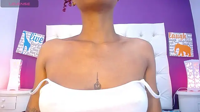 EmmySweett online show from March 2025 02:11:02 AM