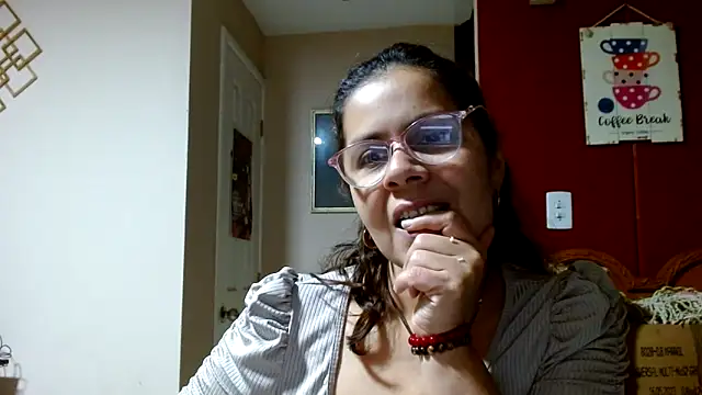 Sara Brandon online show from March 2026 12:34:01 AM