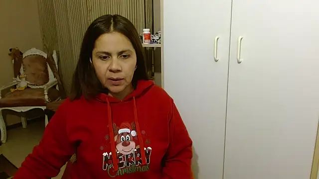 Sara Brandon online show from October 2025 02:37:01 AM