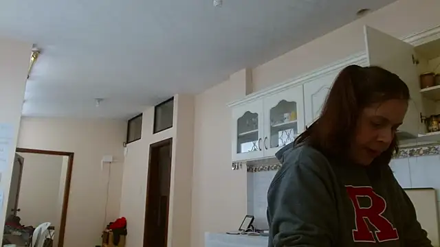 Sara Brandon online show from September 2025 02:56:02 PM