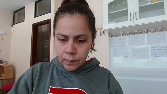 Sara Brandon online show from September 2025 04:32:01 PM