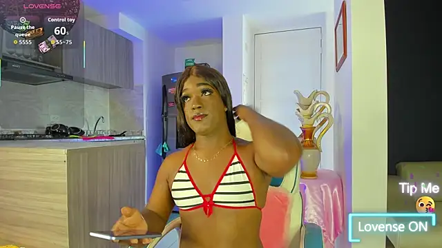 SammyGirlTS online show from October 2025 02:39:02 PM