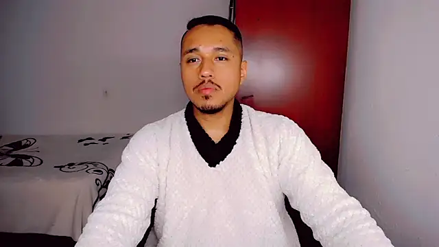 BruceSmiit online show from April 2026 07:59:01 AM