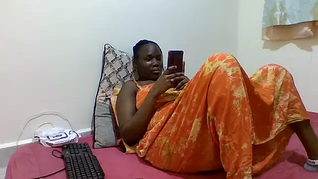 sweetelle09 online show from April 2026 05:20:01 PM