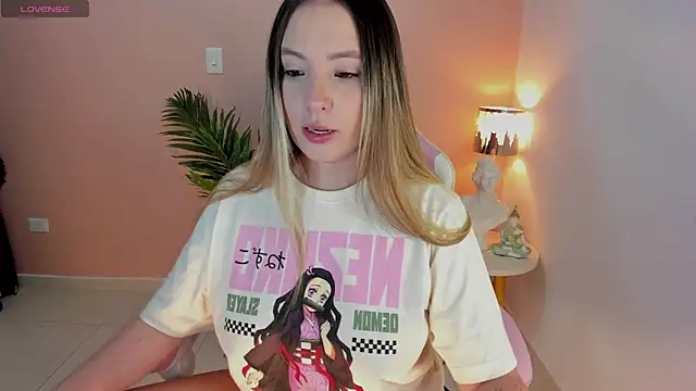 HannaMiller 1 online show from November 2025 07:01:02 AM