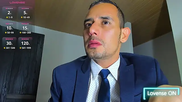 jhonyalzate2 online show from October 2025 02:56:02 AM