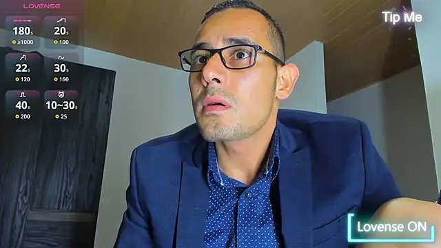 jhonyalzate2 online show from October 2025 02:10:02 AM