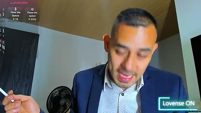 jhonyalzate2 online show from November 2025 02:59:02 AM