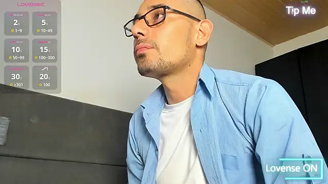 jhonyalzate2 online show from May 2026 02:20:02 AM